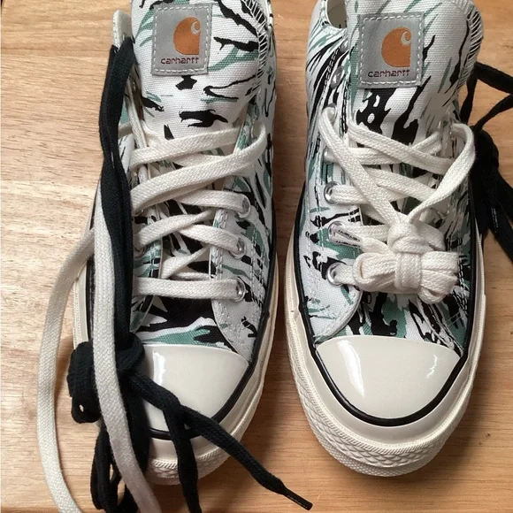 Carhartt Wip Chuck Converse Low Top Sneakers in White and Mint. 238 - Picture 2 of 7